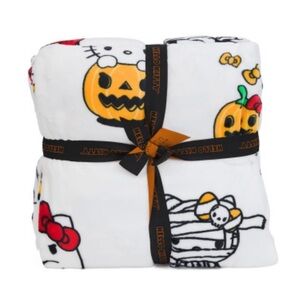 Hello Kitty Halloween Blanket with Pumpkin and Mummy